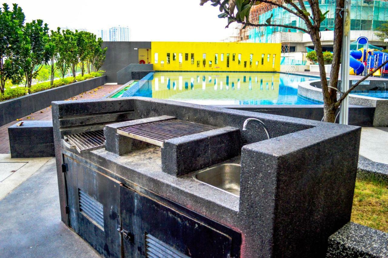 Vega Residence Cyberjaya Selangor Esterno foto
